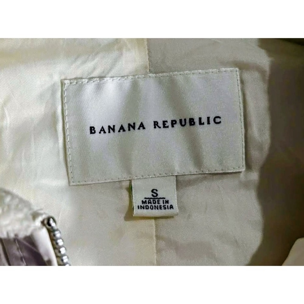 Banana Republic Womens Cream Puffer Vest Sherpa Collar Back Cinch Small - Picture 7 of 10